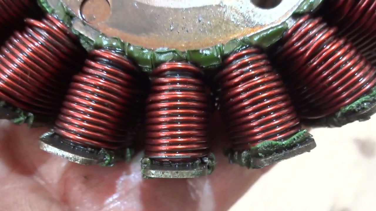 GSR 150i com ruído no motor, engrenagem da bomba óleo quebrada. Leia desc.  pode salvar o seu motor.