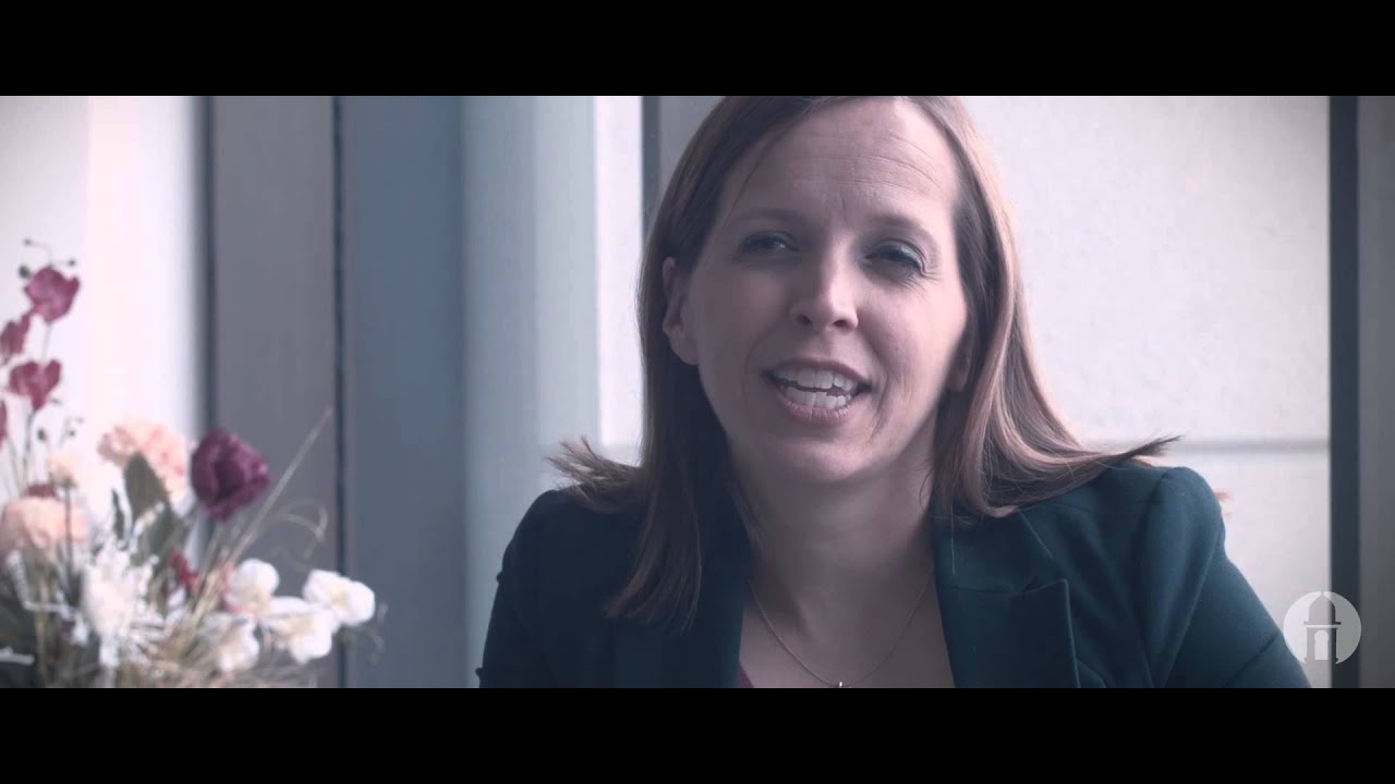 Suzy Hall speaks about Country Club Bank