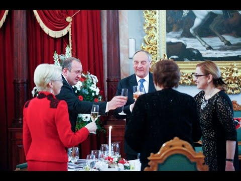 ოფიციალური სადილი