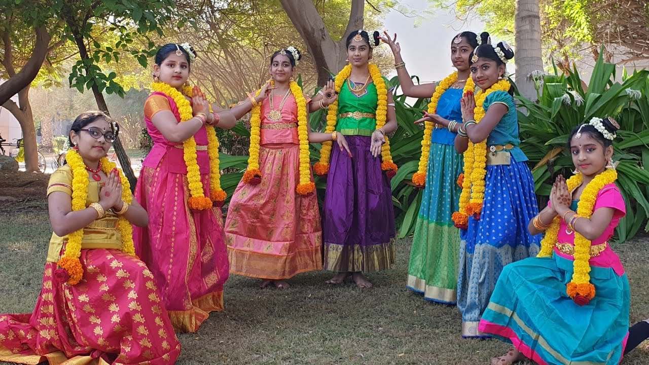 Maalai Saarthinaal Kodhai Dazzling start for the auspicious Margazhi