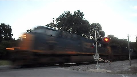 CSX & CEFX Intermodal Train Faster Than A Speeding Bullet