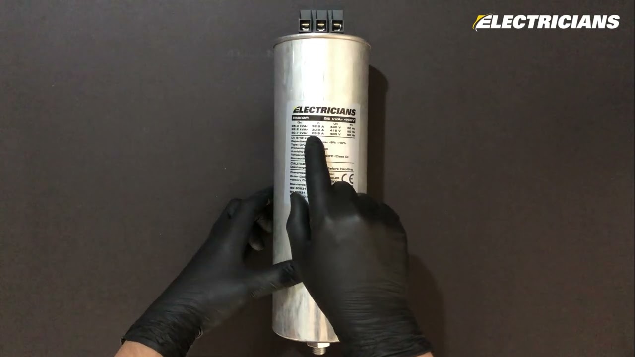 Unboxing of a power factor correction capacitor 25 kVAr, 440 V