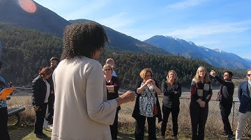 From Good to Great: The Qualities of Top Tour Guides and Directors