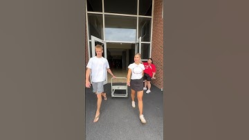 What it is like moving into your first college room…