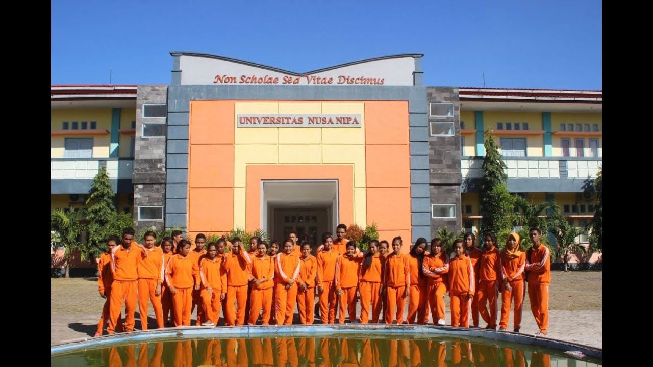 Pembelajaran Calistung oleh Mahasiswa di SDN XXV Wailiti