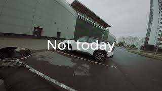 картинка: Job hunting attempt, take 2. Driving around the city. Пробую устроиться на работу 2й раз)