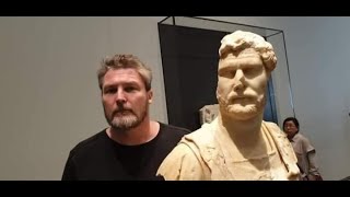 People Who Accidentally Found Their Double at the Museum