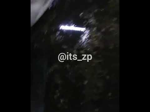 В Запорожье под мостом затопило маршрутку