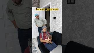 Annem Kardeşimi Uyuturken