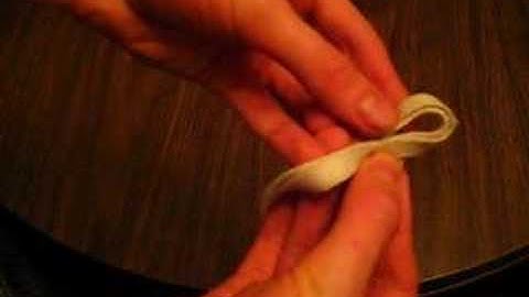 How I Tie My Strings