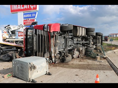 AFYONKARAHİSAR'DA TIR KAZASI!
