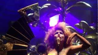 Paloma Faith Live @ Manchester O2 Apollo - Intro/Let Your Love Walk In