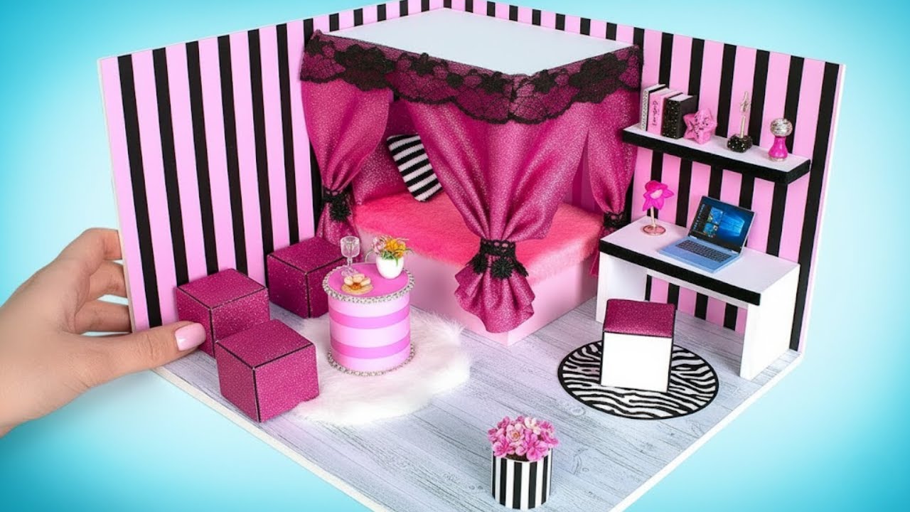 Ремонт розового домика для кукол 💖🏠 DIY из картона и милая декорация!