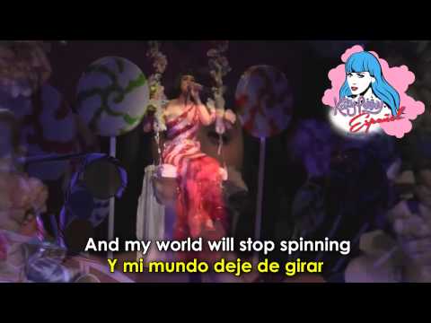 Katy Perry - Not Like The Movies ( Lyrics + Sub Español e Ingles ) Video Live Official