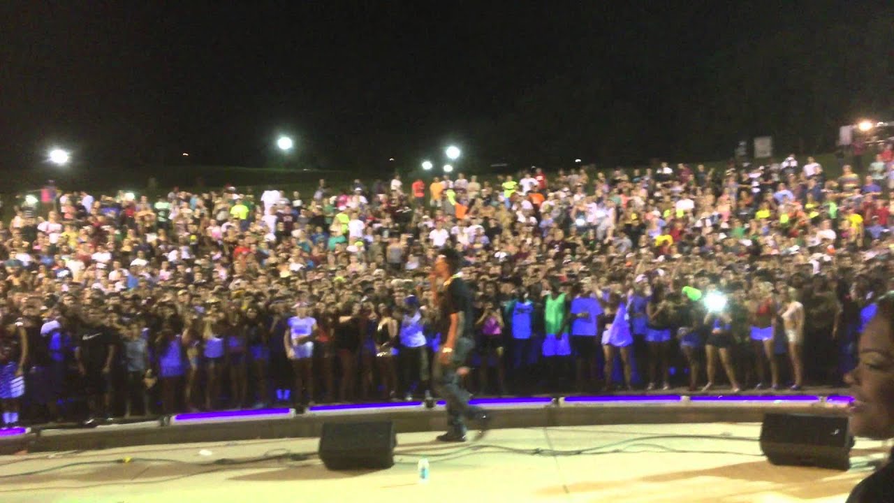 Juicy J College Station 913 Alabama pre game YouTube