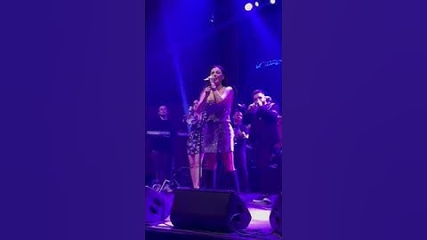 Ceca zaigrala na koncertu u Smederevu