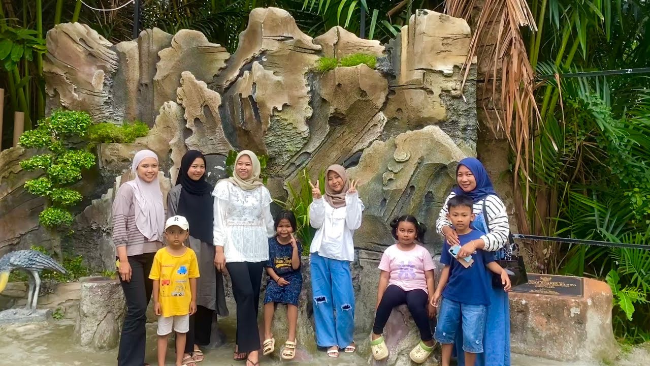 tR1P dàD4kHAanN @s1LoW0