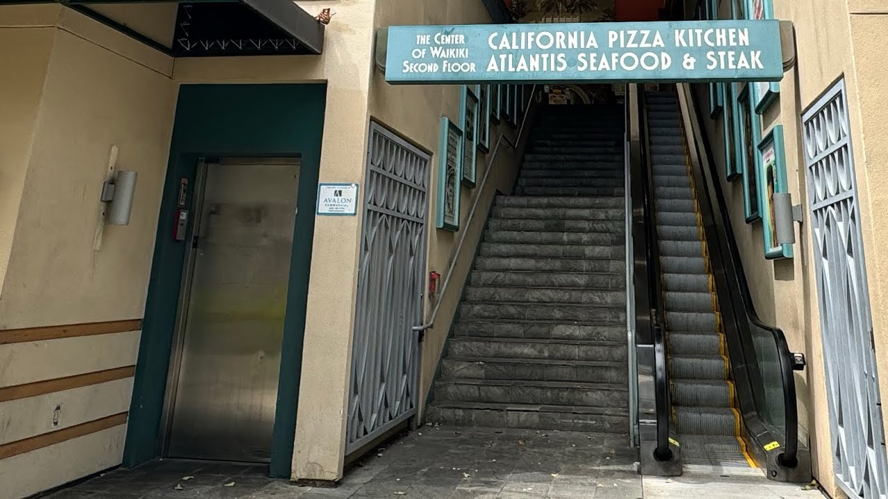 KONE Elevator Ride to CPK California Pizza Kitchen, Waikiki, Honolulu