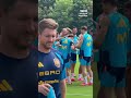 💪🏼🇪🇸 España celebra el regreso de Víctor Muñoz a los entrenamientos con el grupo con un pasillo