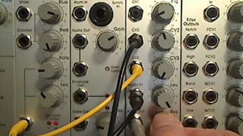 Doepfer A-120 (Moog) Low Pass Filter Demo by @PatchPierre