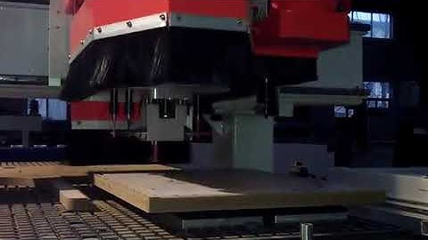 QUICK CNC UA 481 ATC with boring head