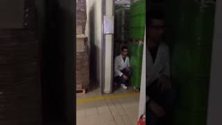 Arkadaşa Yapılan Şaka