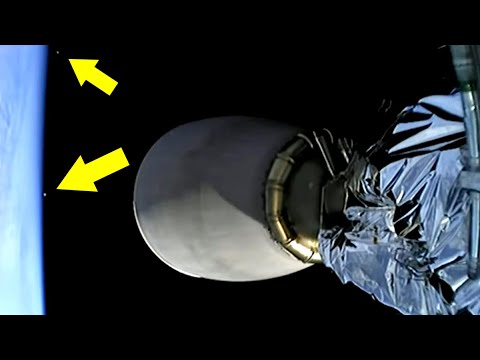 UFO ALMOST CRUSHS IN CREW-2 with ASTRONAUTS + STRANGE OBJECT AT STARLINK LAUNCH ON 04/29/2021