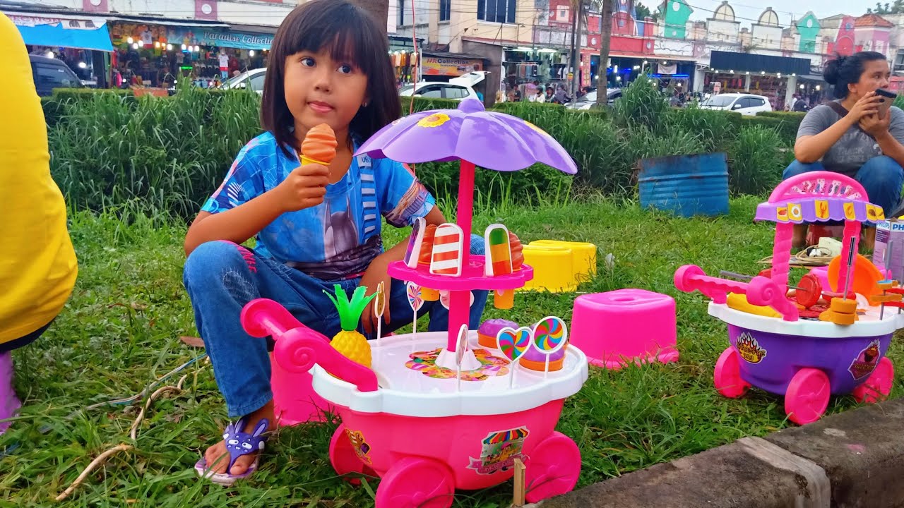 Bermain Gerobak  ES  KRIM  dan LOLIPOP mainan YouTube