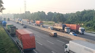 Arus lalu lintas tol jakarta cikampek pagi @TW_official