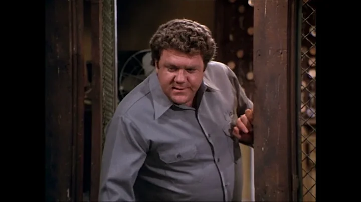 "Taxi" - George Wendt (Norm on "Cheers") Guest Star.