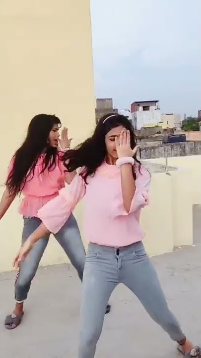 Do Ghoont mujhe bhi pila De Sharabi #dance #doghoont #trending #ekbaarchehrahatadesharabi #viral