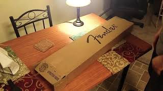 Fender Stratocaster 50s Maple Soft V Replacement Neck UNBOXING screenshot 3