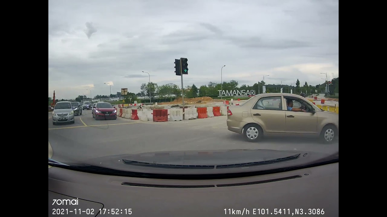 MALAYSIA IDIOT'S  DRIVERS COMPILATION #13
