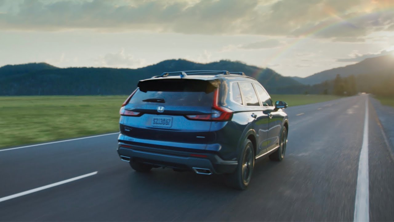 Dream Onward – Retail (:15) - Learn more at: https://automobiles.honda.com/cr-v#fu...