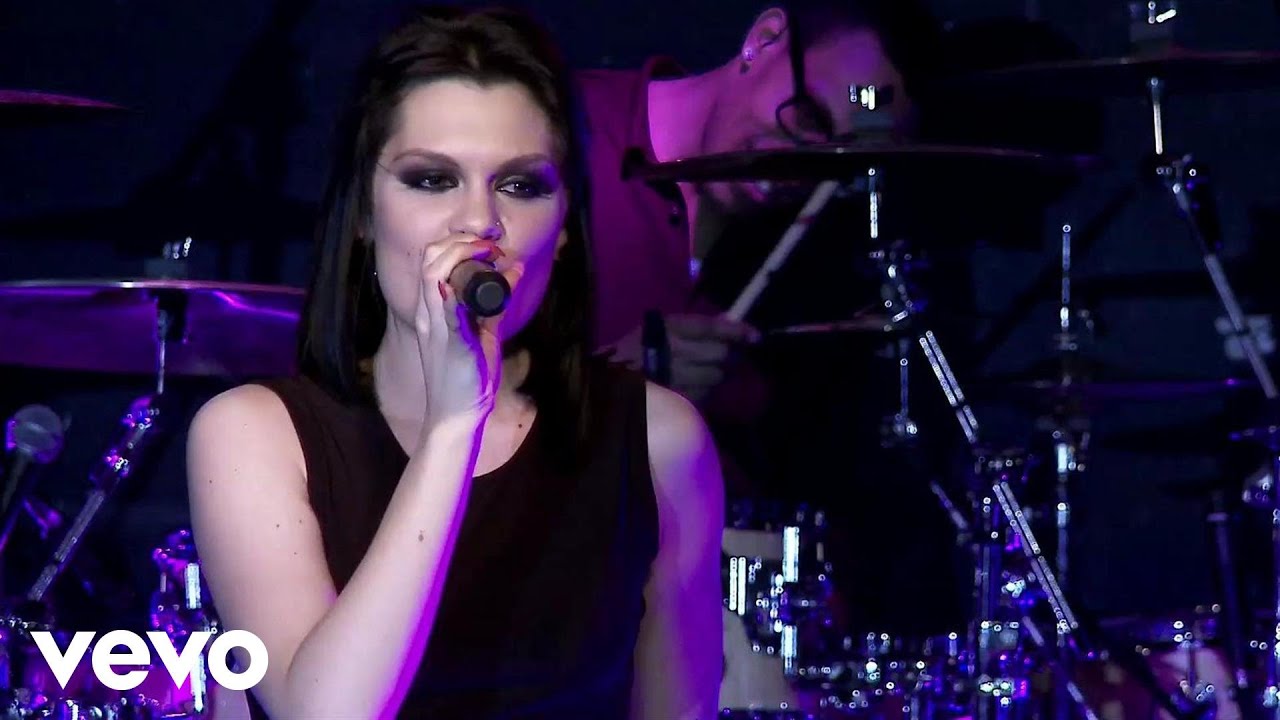 Jessie J - Who You Are (Official Music Video) 