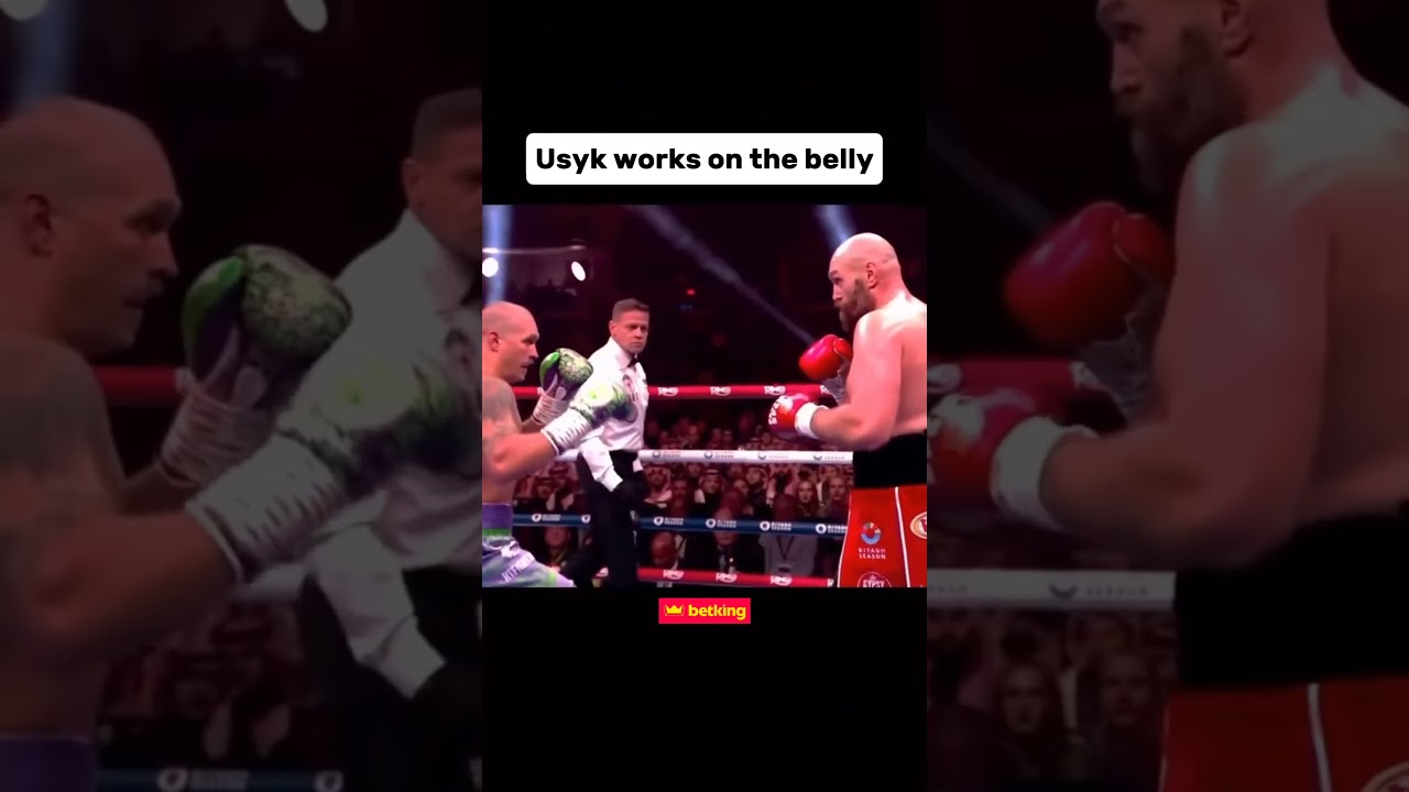 Usyk works on the belly 💪🇺🇦 