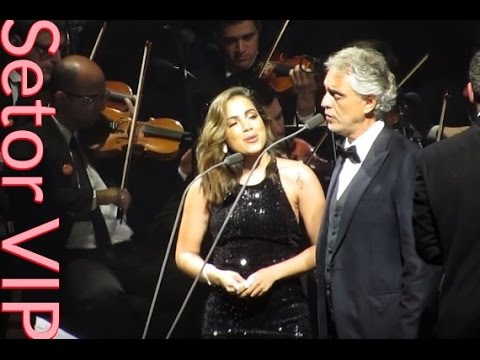 Paula Fernandes desabafa após polêmica em show de Andrea Bocelli