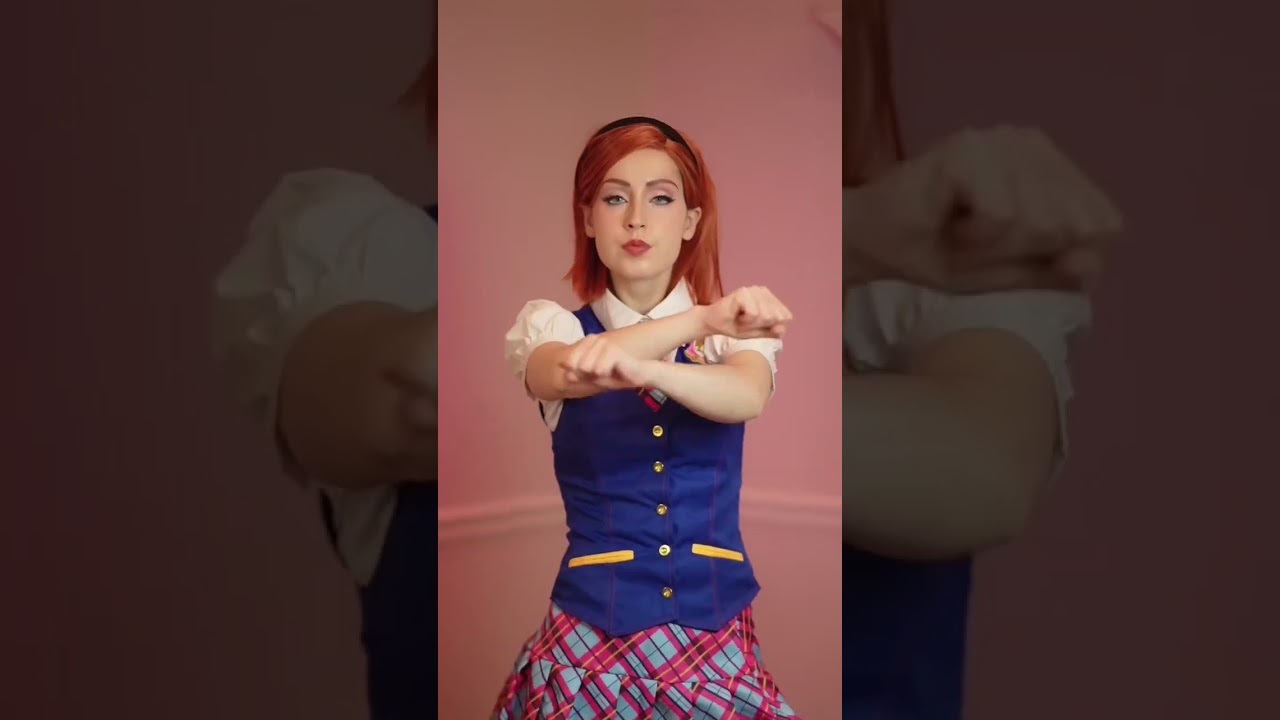 Pon de replay dance - #princesscharmschool cosplay 👑✨💕