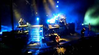 Linkin Park - Numb (LIVE @ Melbourne Concert 13th December 2010)