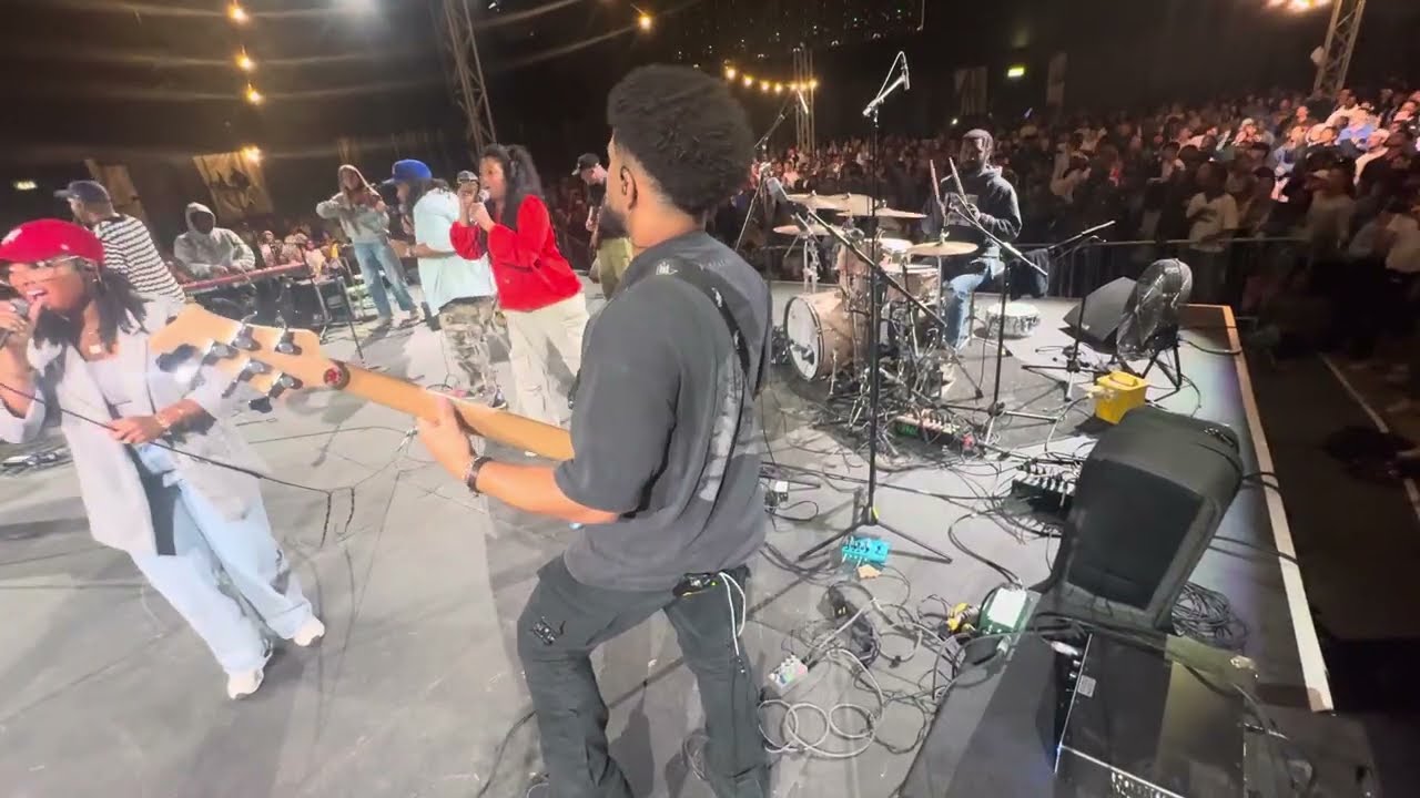 In Jesus Name - Live From London - Bass POV