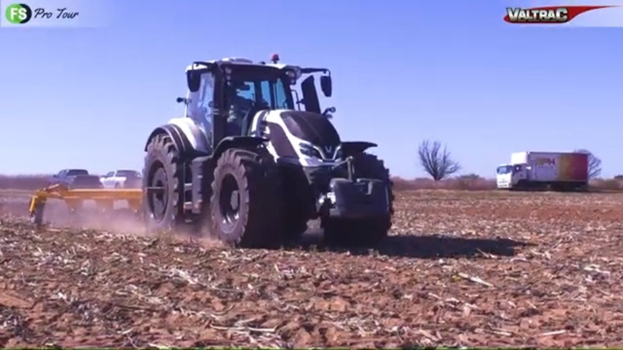 Meer as net 'n trekker... Valtrac is die oplossing vir jou hele boerdery.