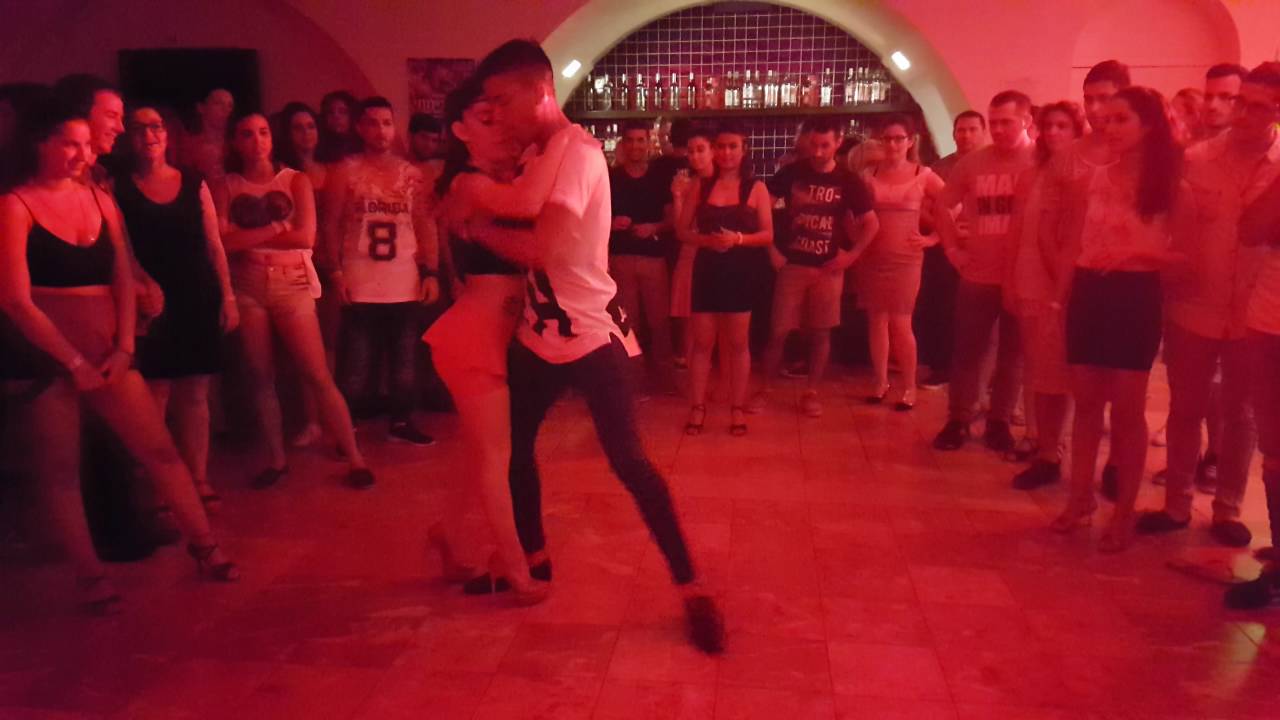 Maxi y Nahir - Bailando festival 2016 Israel