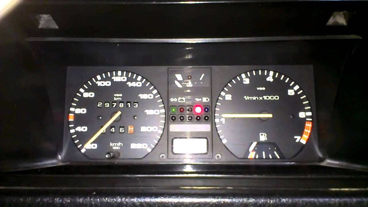 Лампа давления масла мигает под музыку - YouTube