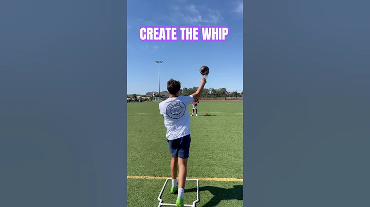 CREATING THE PROPER QB THROWING WHIP MOTION 💨💨🏈🏈 #YVQB #YVQBacademy