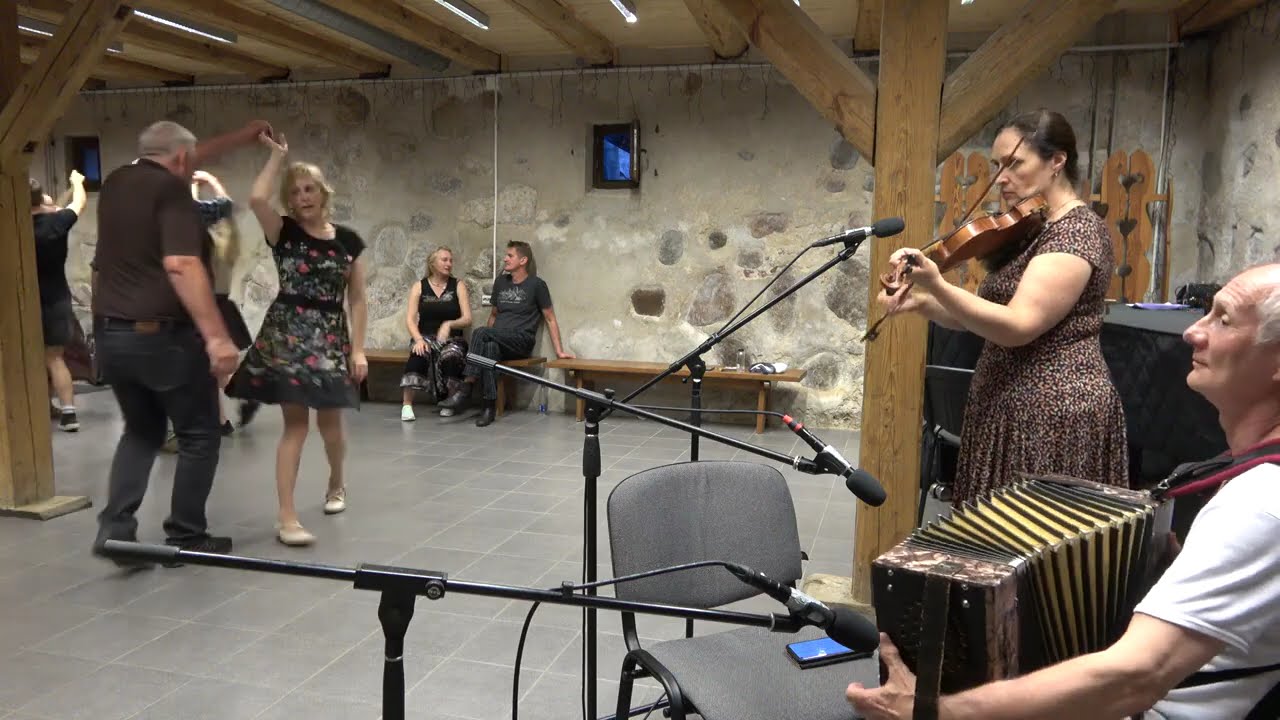 Jadvyga. Groja Laura Lukenskienė ir Albinas Vaškevičius. Tautos šokių vakaras. Kaunas 2024 06 03