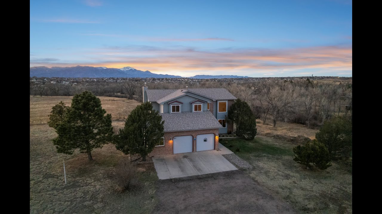 Views of Pikes Peak and the Front Range