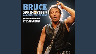 Video voorbeeld van "Bruce Springsteen - Twist And Shout (Live)"