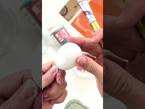 How to make a confetti egg