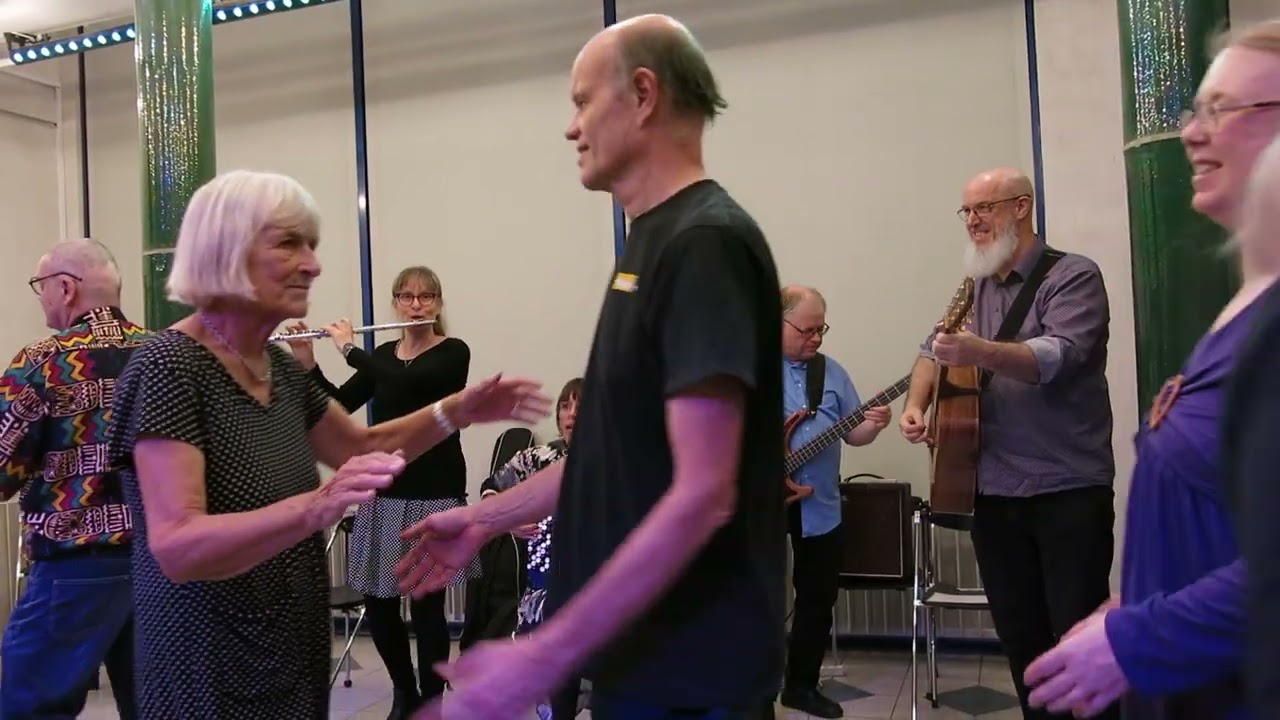 Den gamle totur fra Vejle (DK) Tanja & Co. i Metronomen