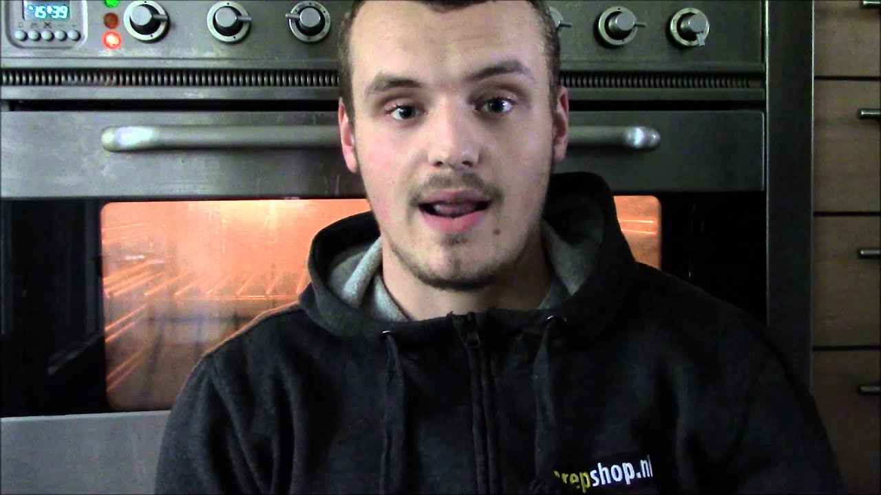 Een Dutch Oven inbranden. YouTube